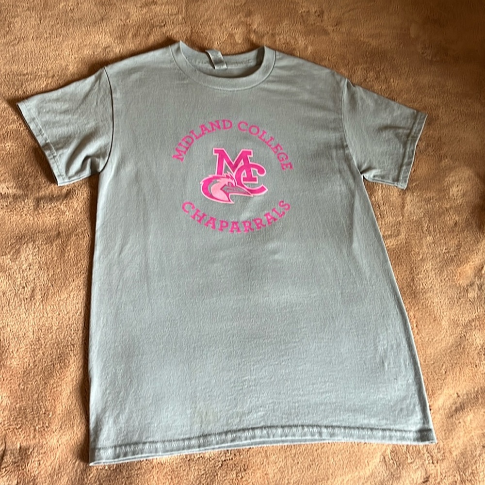 College T-Shirt “Midland College” “Awareness is Power” Size Medium.